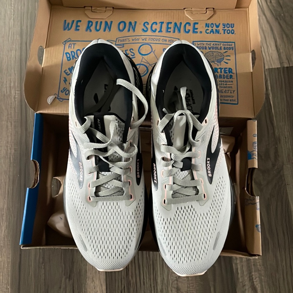 Brooks Running Adrenaline GTS 22